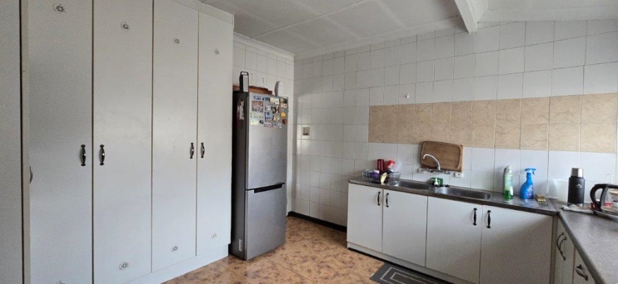 4 Bedroom Property for Sale in Moregloed Gauteng