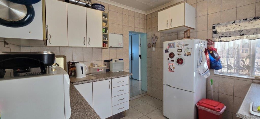 4 Bedroom Property for Sale in Moregloed Gauteng