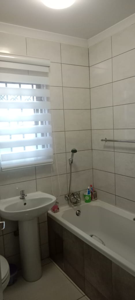  Bedroom Property for Sale in Olifantsfontein Gauteng