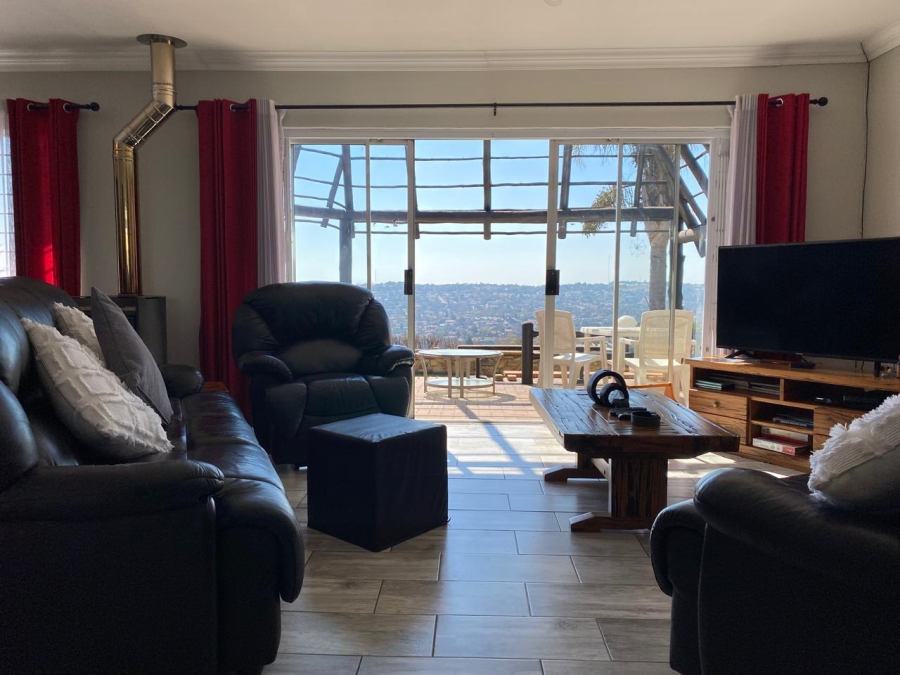 3 Bedroom Property for Sale in Breaunanda Gauteng