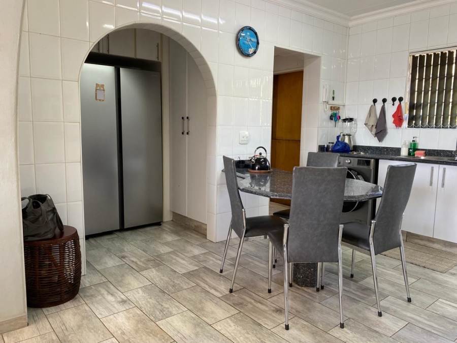 3 Bedroom Property for Sale in Breaunanda Gauteng