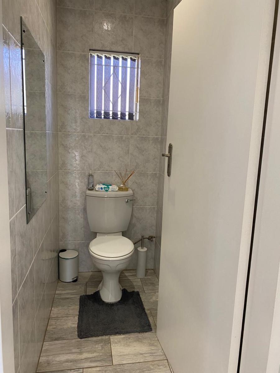 3 Bedroom Property for Sale in Breaunanda Gauteng