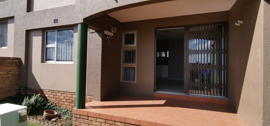 To Let 2 Bedroom Property for Rent in Winchester Hills Gauteng