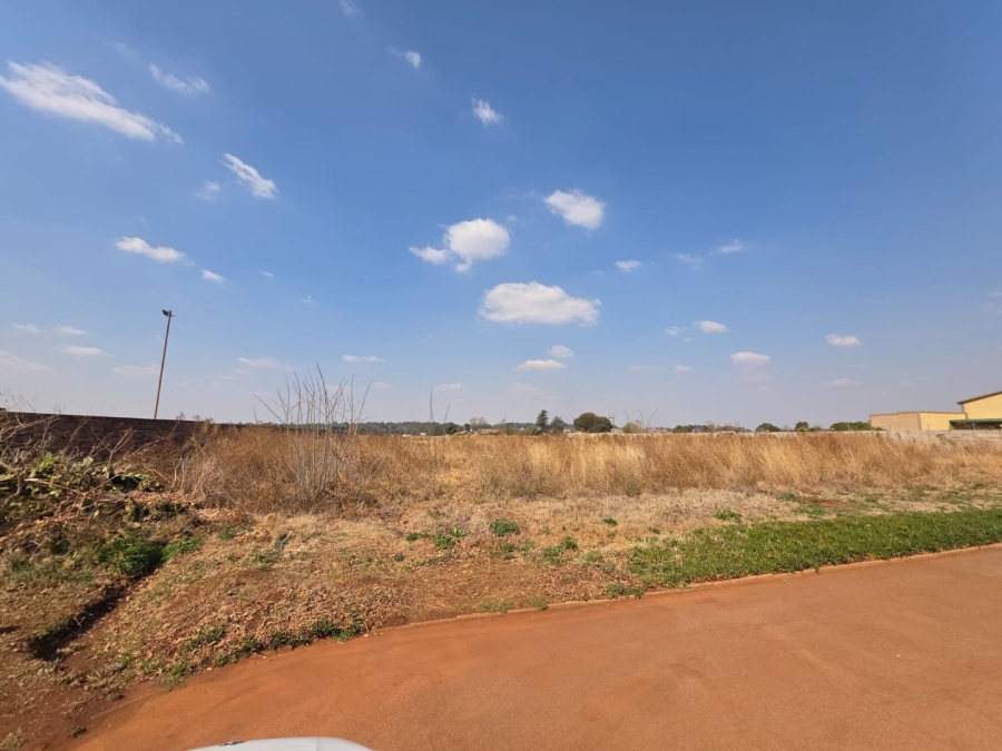  Bedroom Property for Sale in Bredell Gauteng