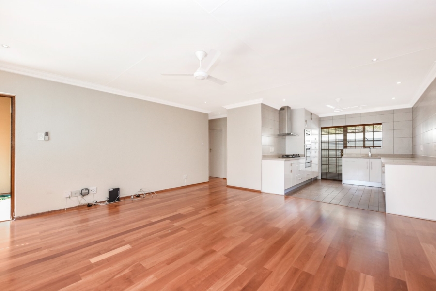 2 Bedroom Property for Sale in Magaliessig Gauteng