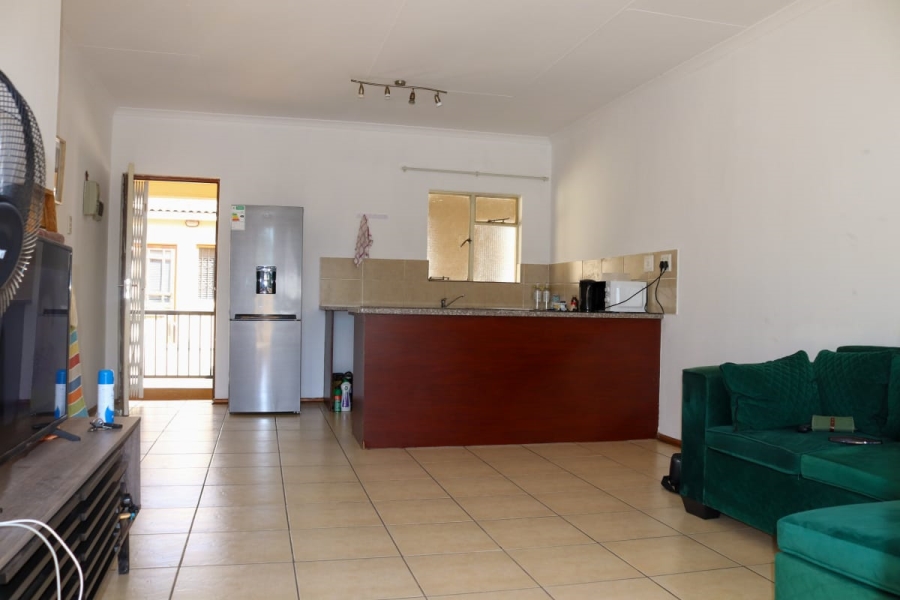  Bedroom Property for Sale in Hesteapark Gauteng