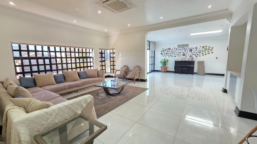 4 Bedroom Property for Sale in Eldoraigne Gauteng