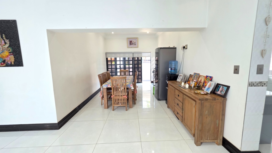 4 Bedroom Property for Sale in Eldoraigne Gauteng