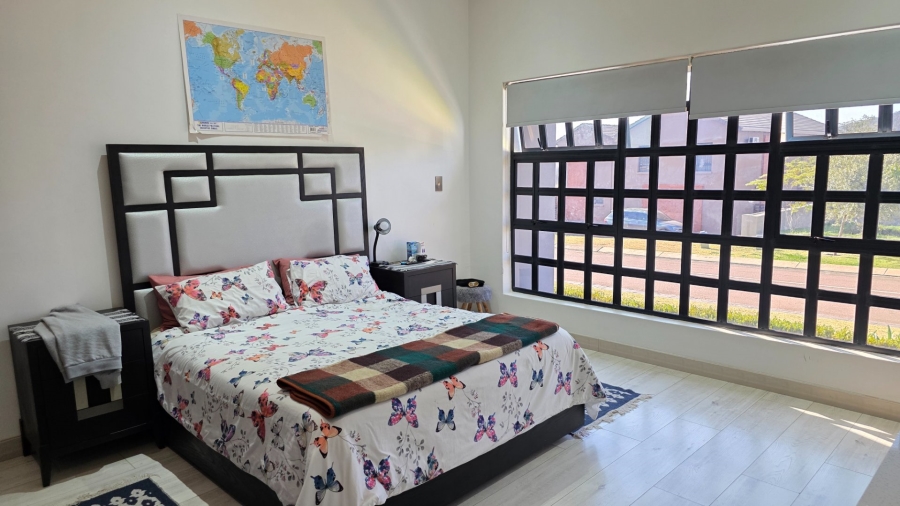 4 Bedroom Property for Sale in Eldoraigne Gauteng