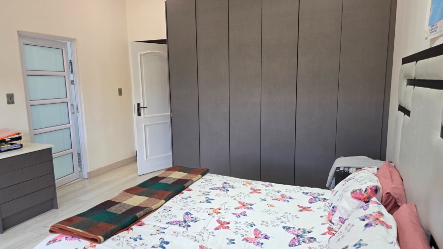 4 Bedroom Property for Sale in Eldoraigne Gauteng