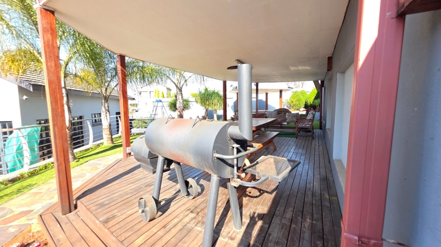 4 Bedroom Property for Sale in Eldoraigne Gauteng