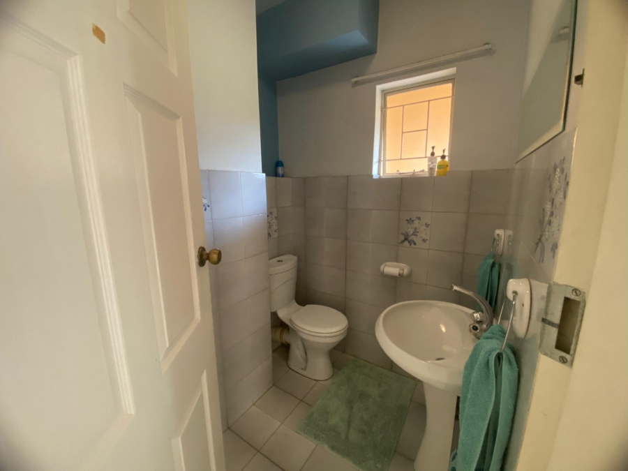 4 Bedroom Property for Sale in Zwartkop Gauteng