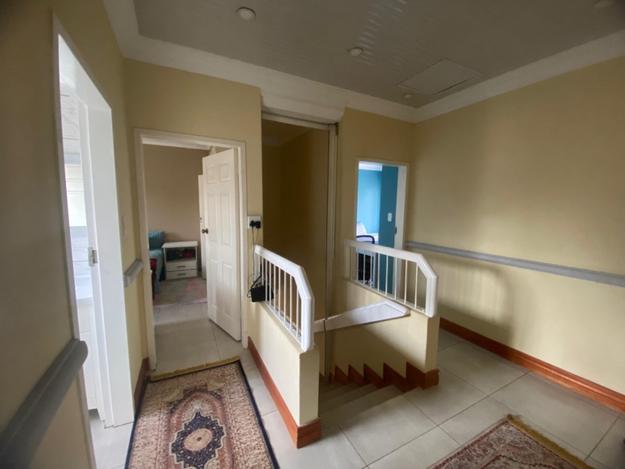 4 Bedroom Property for Sale in Zwartkop Gauteng