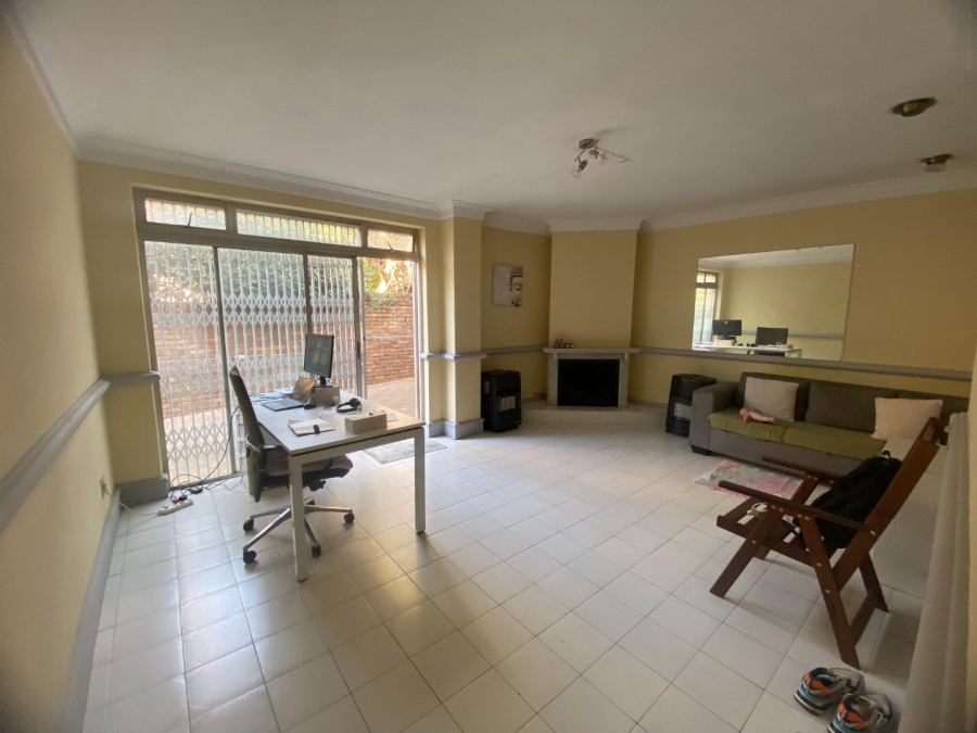 4 Bedroom Property for Sale in Zwartkop Gauteng