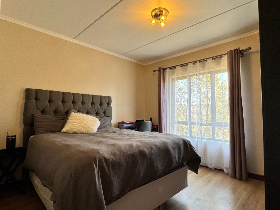 2 Bedroom Property for Sale in Noordwyk Gauteng