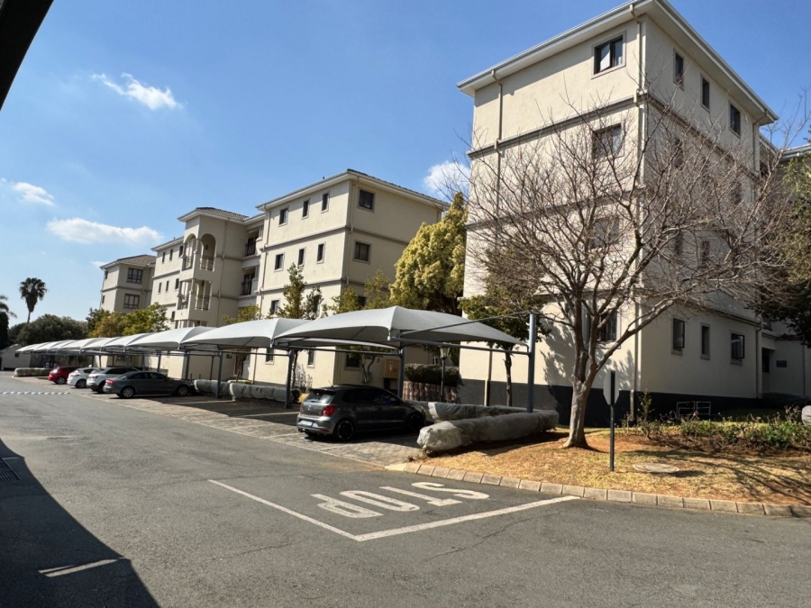 2 Bedroom Property for Sale in Noordwyk Gauteng