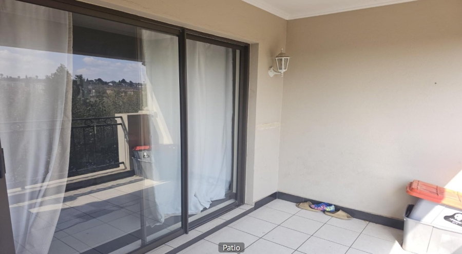 2 Bedroom Property for Sale in Noordwyk Gauteng