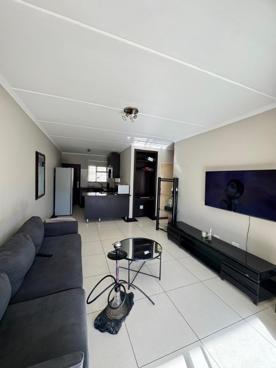 2 Bedroom Property for Sale in Noordwyk Gauteng