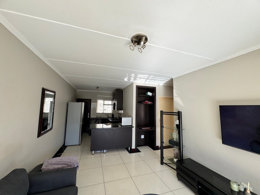 2 Bedroom Property for Sale in Noordwyk Gauteng