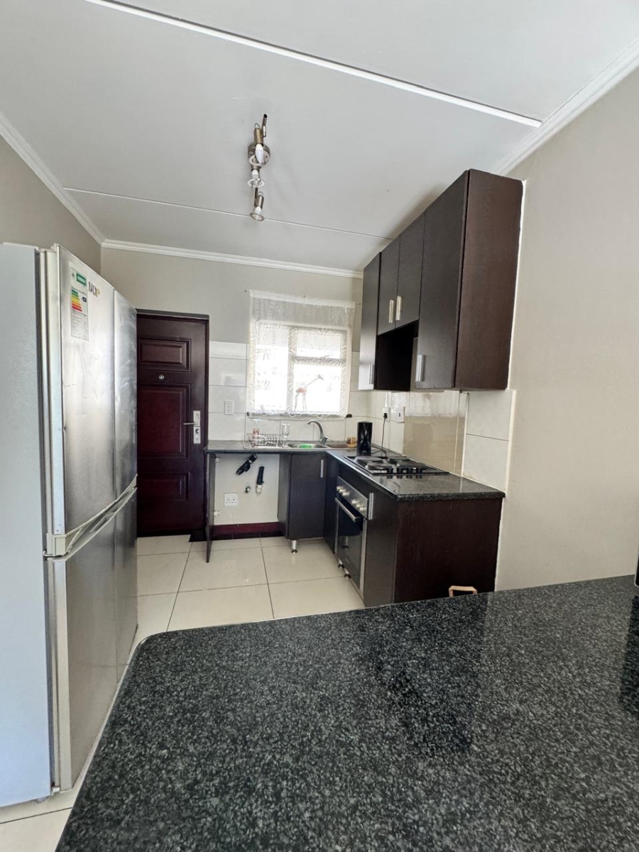 2 Bedroom Property for Sale in Noordwyk Gauteng