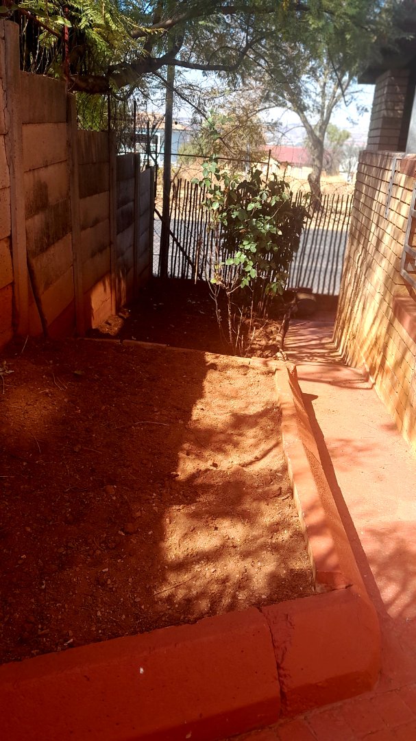 5 Bedroom Property for Sale in Danville Gauteng