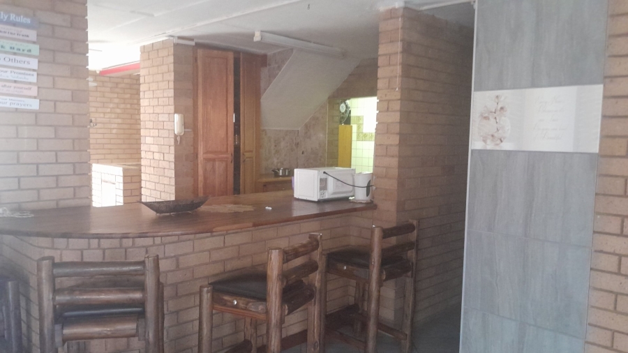 5 Bedroom Property for Sale in Danville Gauteng