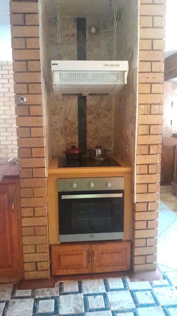 5 Bedroom Property for Sale in Danville Gauteng