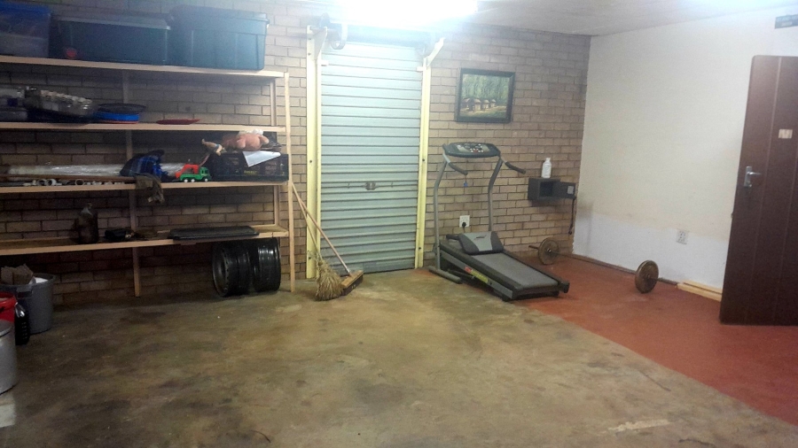 5 Bedroom Property for Sale in Danville Gauteng