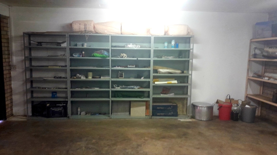 5 Bedroom Property for Sale in Danville Gauteng