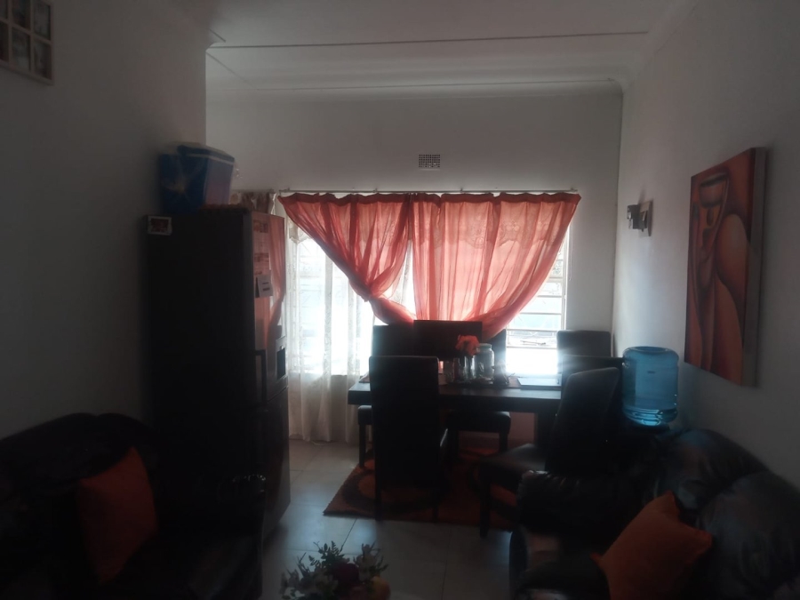 To Let 2 Bedroom Property for Rent in Edenvale Central Gauteng