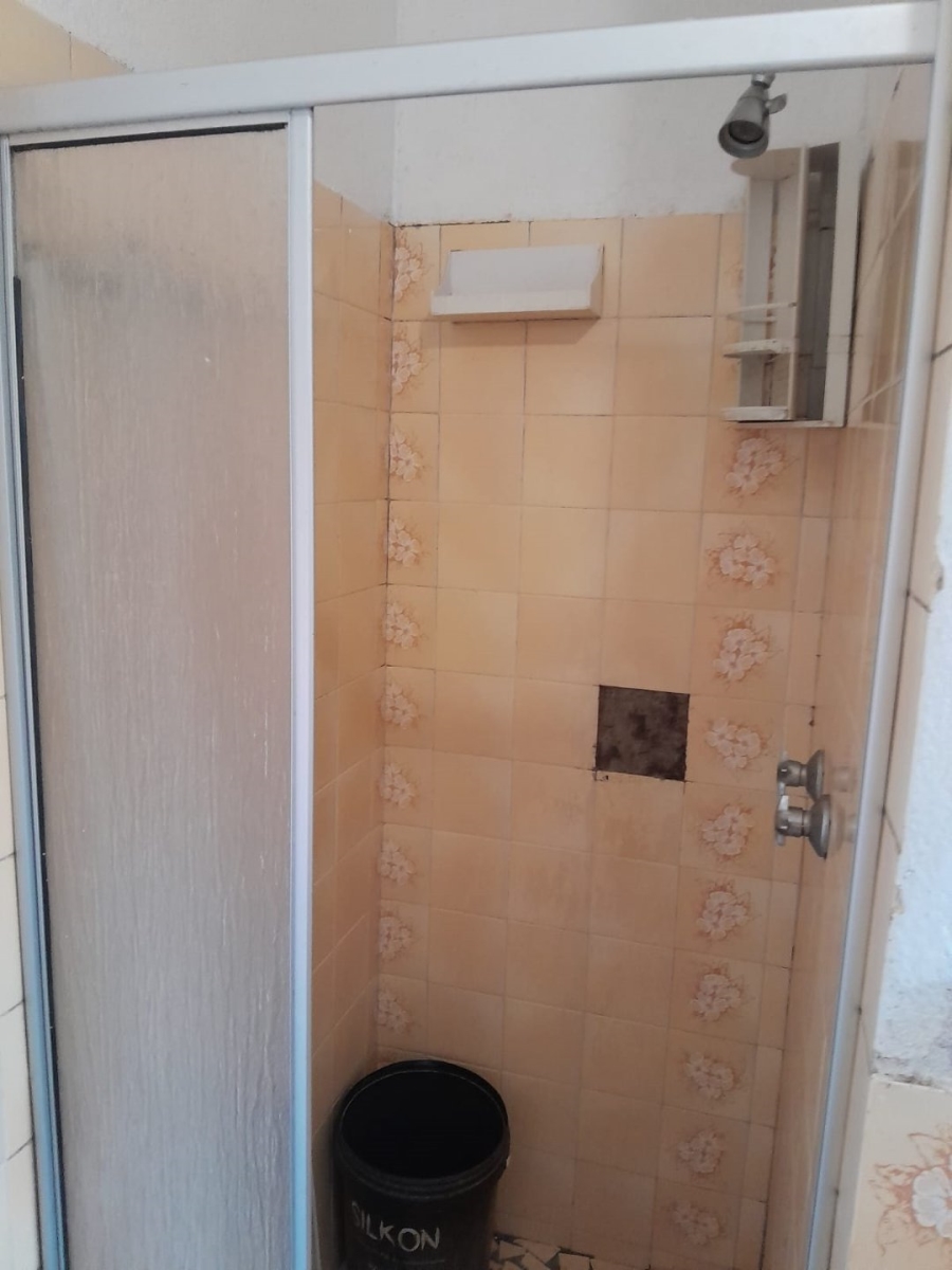  Bedroom Property for Sale in Crystal Park Gauteng