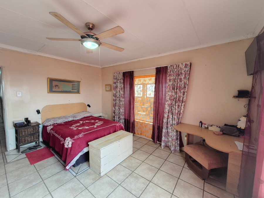 4 Bedroom Property for Sale in Gladwood Gauteng
