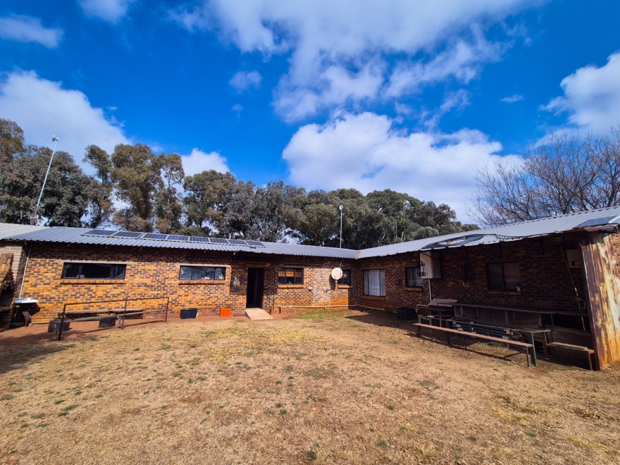 4 Bedroom Property for Sale in Gladwood Gauteng
