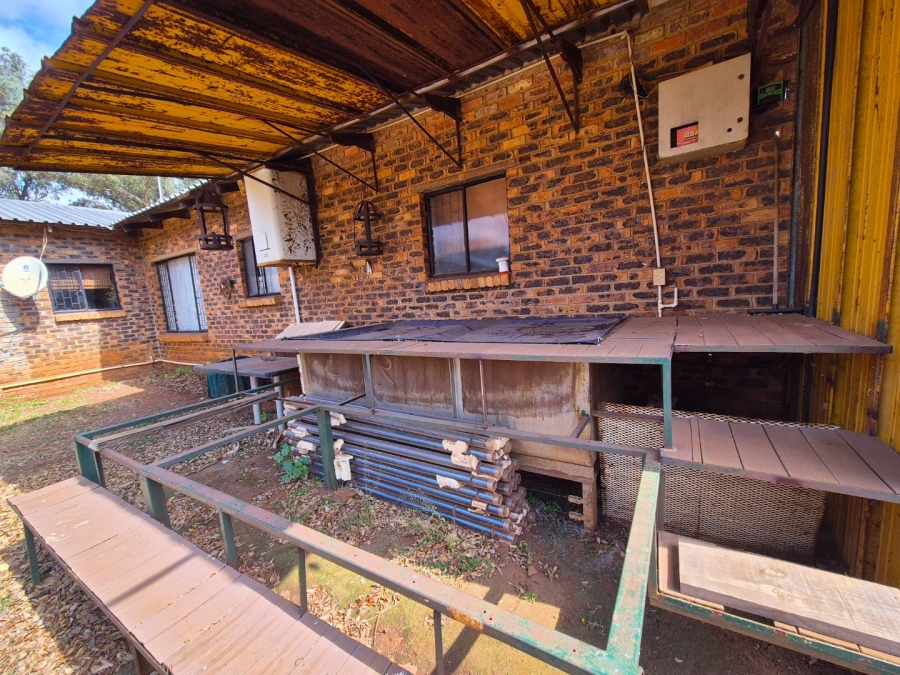 4 Bedroom Property for Sale in Gladwood Gauteng