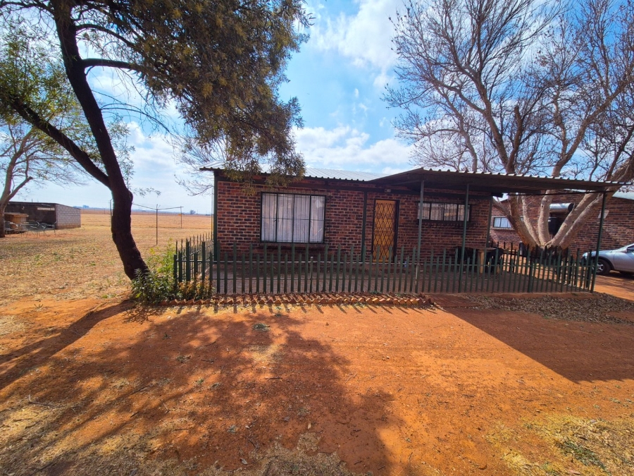 4 Bedroom Property for Sale in Gladwood Gauteng