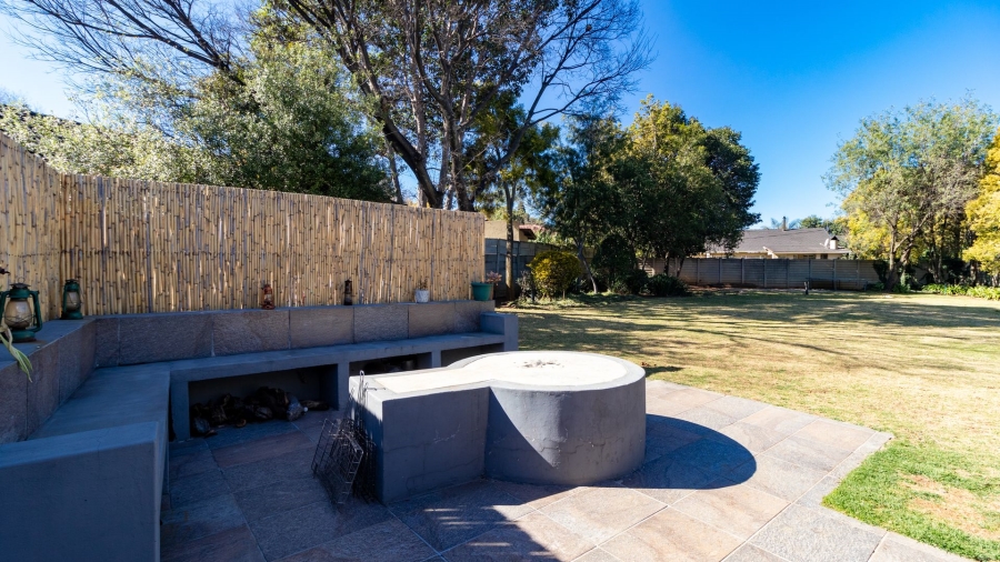 5 Bedroom Property for Sale in Aston Manor Gauteng