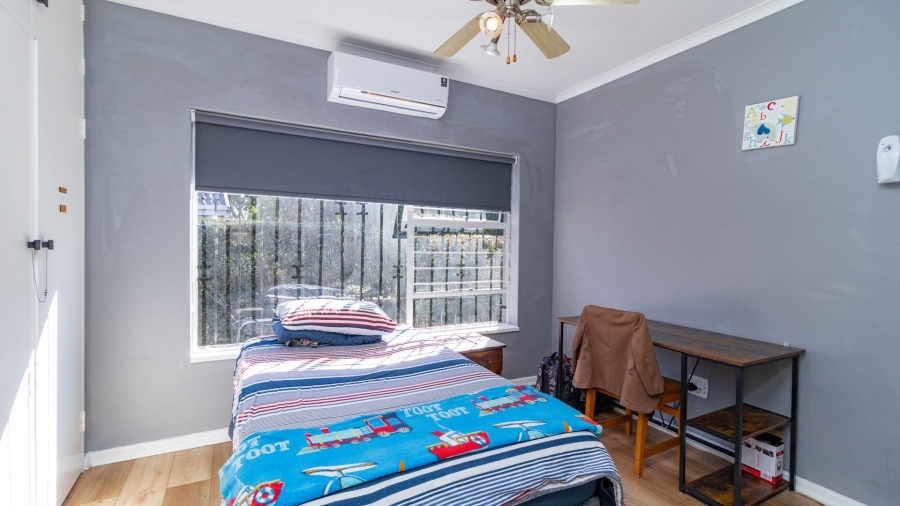 5 Bedroom Property for Sale in Aston Manor Gauteng