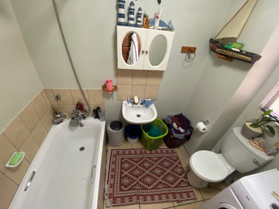 2 Bedroom Property for Sale in Benoni North Gauteng
