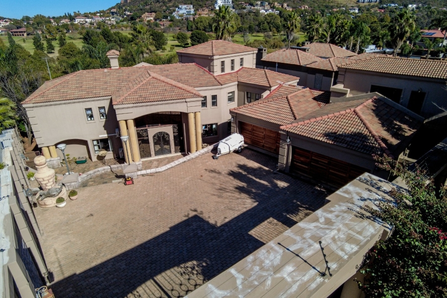 7 Bedroom Property for Sale in Glenvista Gauteng