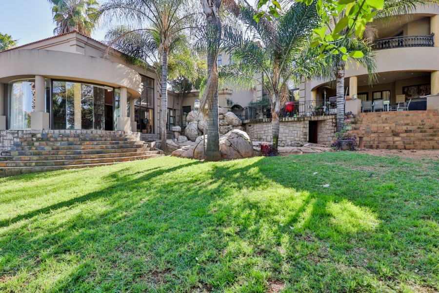 7 Bedroom Property for Sale in Glenvista Gauteng