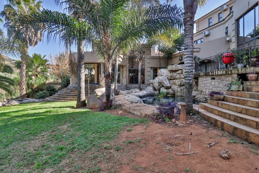 7 Bedroom Property for Sale in Glenvista Gauteng