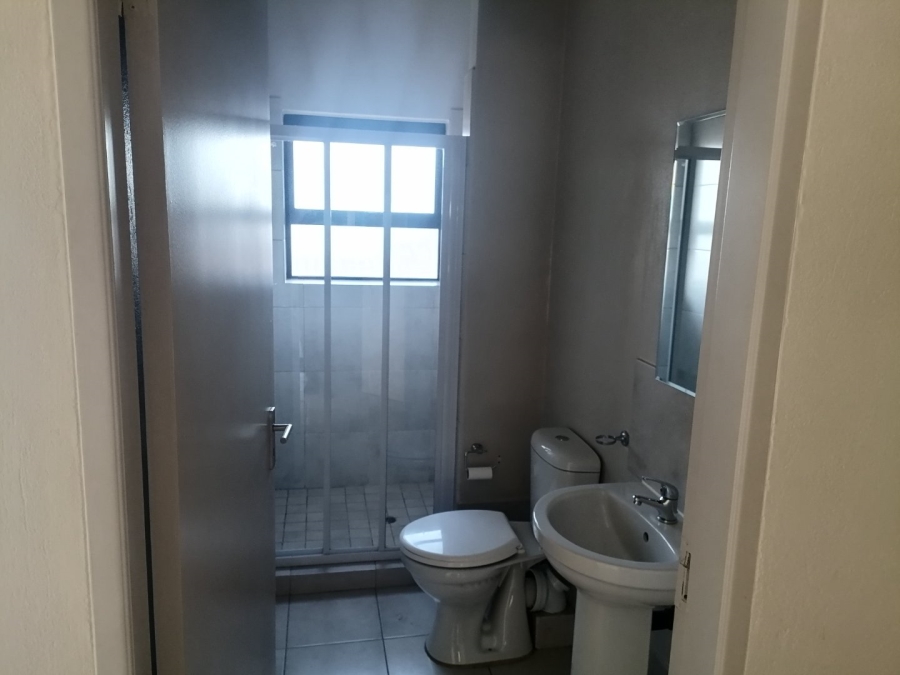 2 Bedroom Property for Sale in Norton Park Gauteng