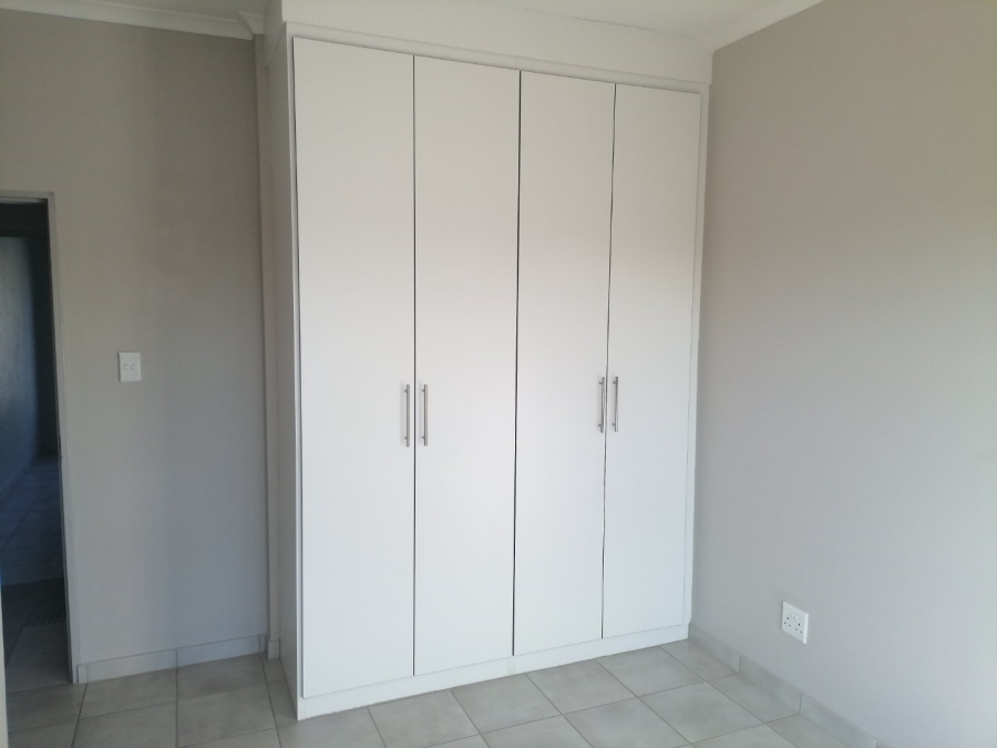 2 Bedroom Property for Sale in Norton Park Gauteng