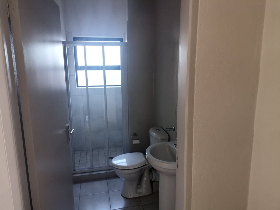 2 Bedroom Property for Sale in Norton Park Gauteng