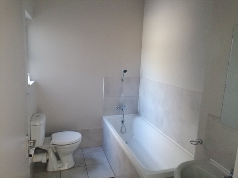 2 Bedroom Property for Sale in Norton Park Gauteng