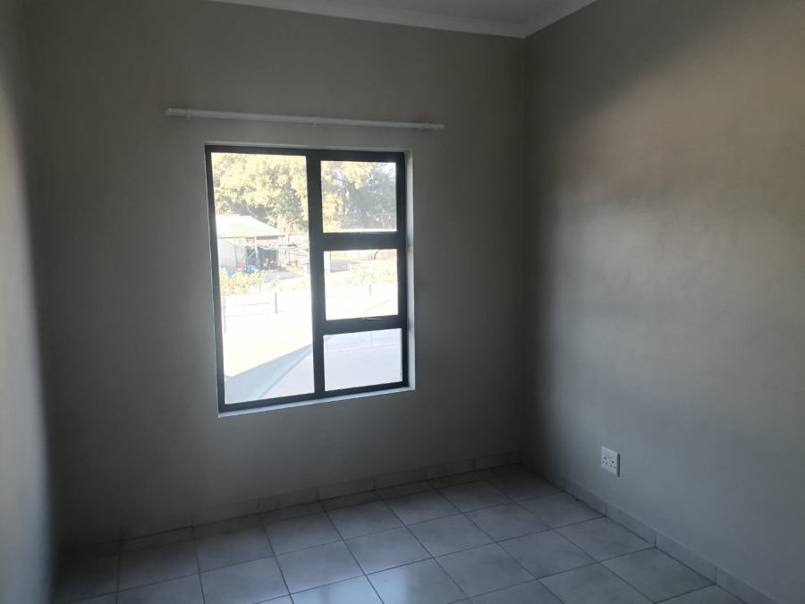 2 Bedroom Property for Sale in Norton Park Gauteng