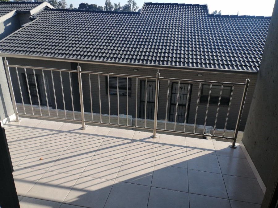 2 Bedroom Property for Sale in Norton Park Gauteng