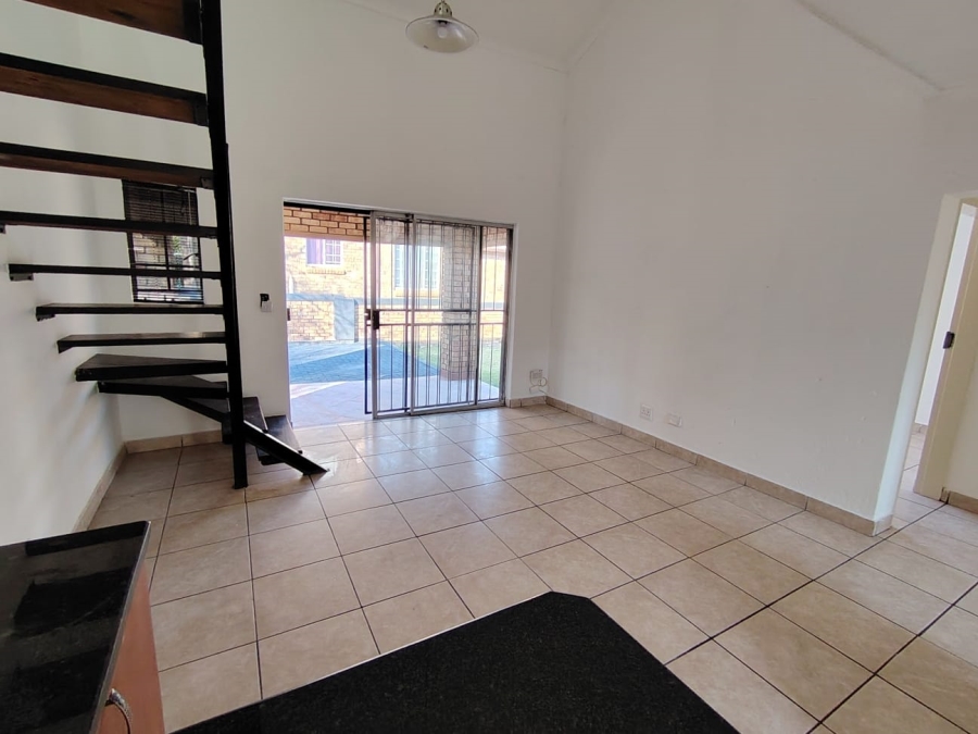 3 Bedroom Property for Sale in Rooihuiskraal North Gauteng