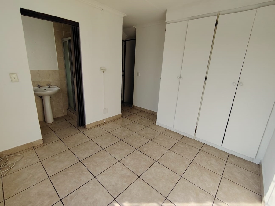 3 Bedroom Property for Sale in Rooihuiskraal North Gauteng