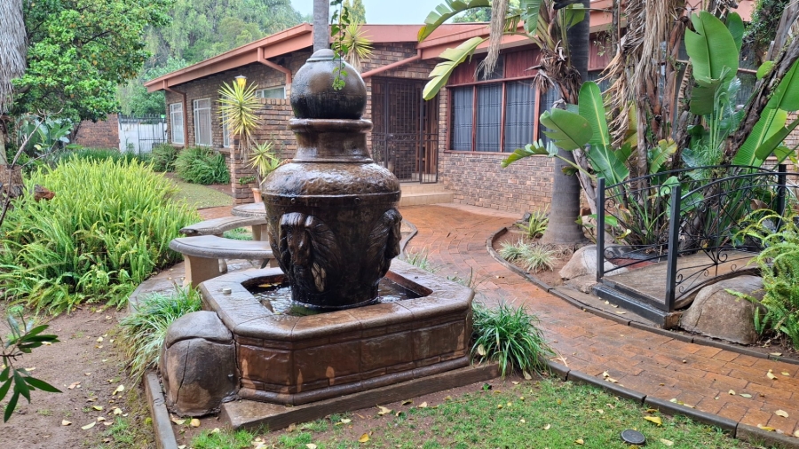4 Bedroom Property for Sale in Pretoria Gardens Gauteng